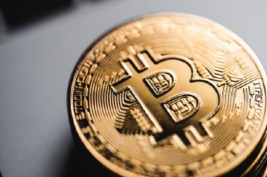 金牛速配 全球加密货币市值首破4万亿美元大关 多因素支撑竞争币强劲涨势
